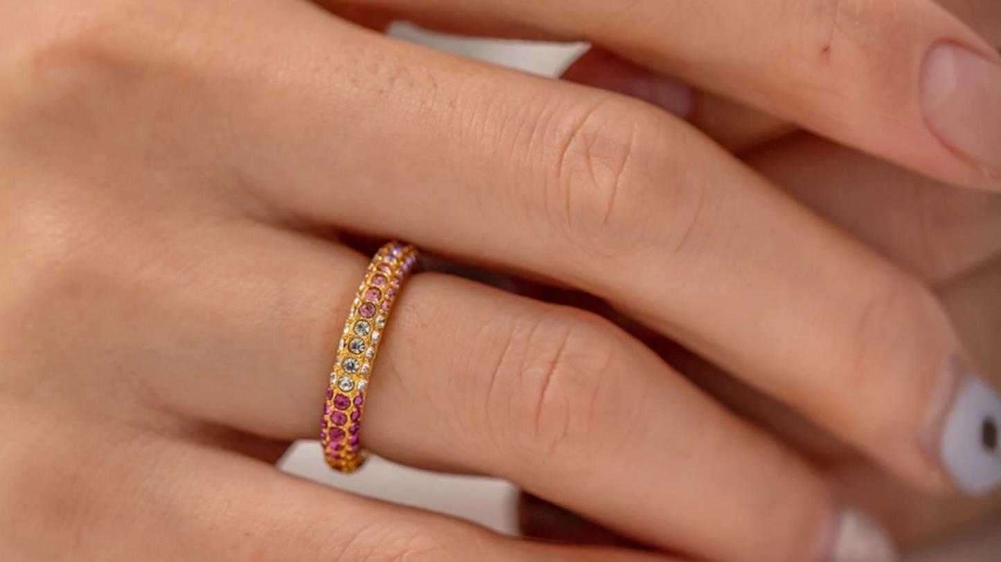 Anillo multicolor bañado en oro